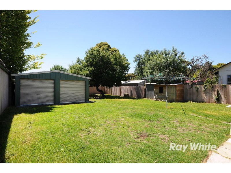 5 Manna Court, Frankston North VIC 3200