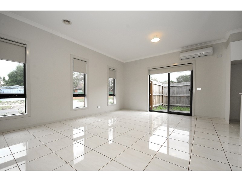 2A Gum Street, Frankston North VIC 3200