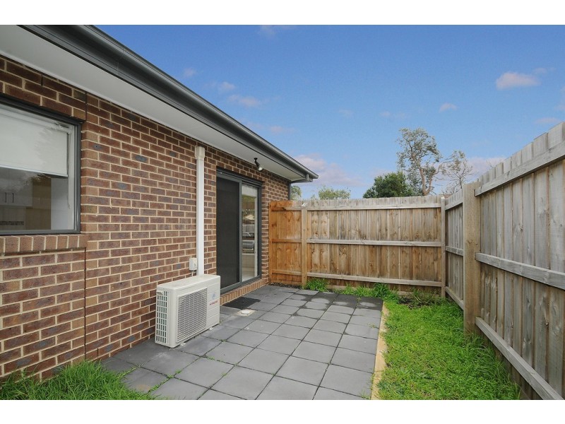 2A Gum Street, Frankston North VIC 3200