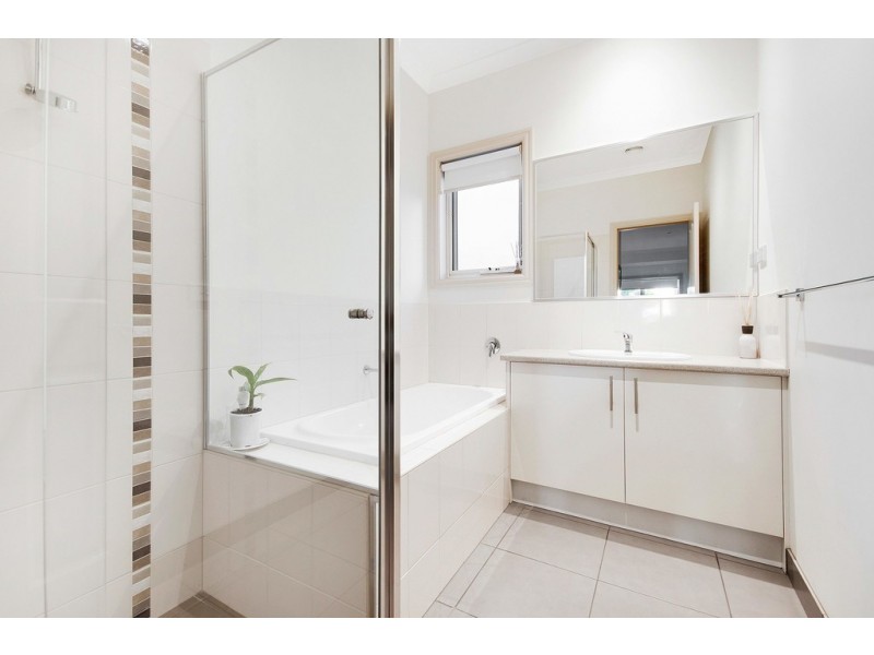 1/3 Wallace Avenue, Frankston VIC 3199