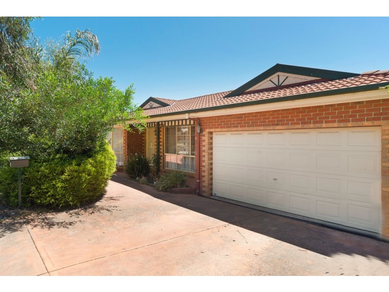 11 Panoramic Drive, Langwarrin VIC 3910