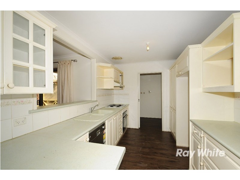 5 Oleosa Court, Frankston VIC 3199