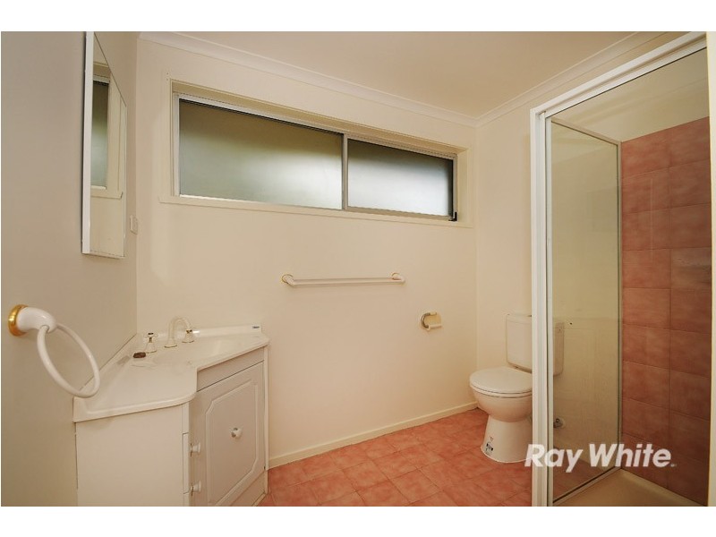 5 Oleosa Court, Frankston VIC 3199