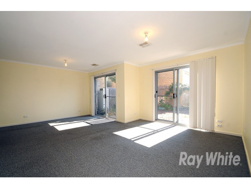 2/11 Petrie Street, Frankston VIC 3199
