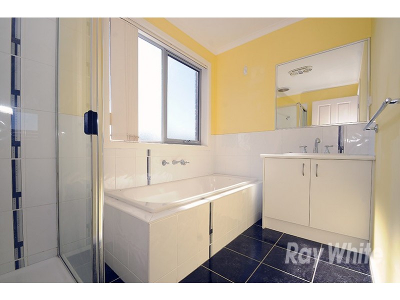 2/11 Petrie Street, Frankston VIC 3199