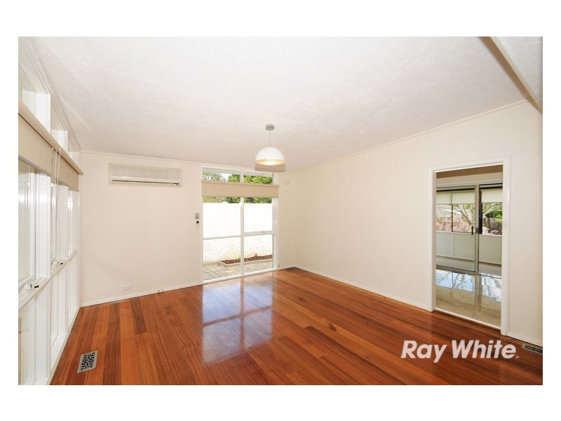 13 Derna Crescent, Frankston VIC 3199