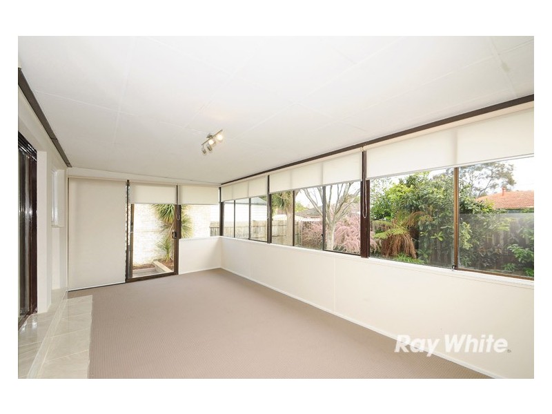 13 Derna Crescent, Frankston VIC 3199