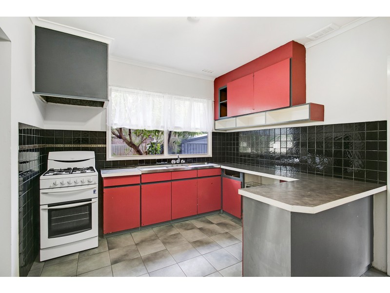 22 Forest Drive, Frankston North VIC 3200