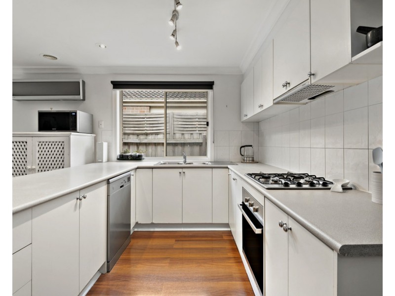 27 Robinsons Road, Frankston South VIC 3199