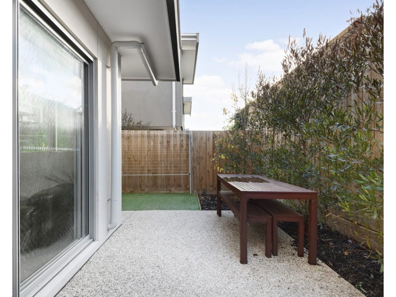 8 Abelia Avenue, Frankston VIC 3199