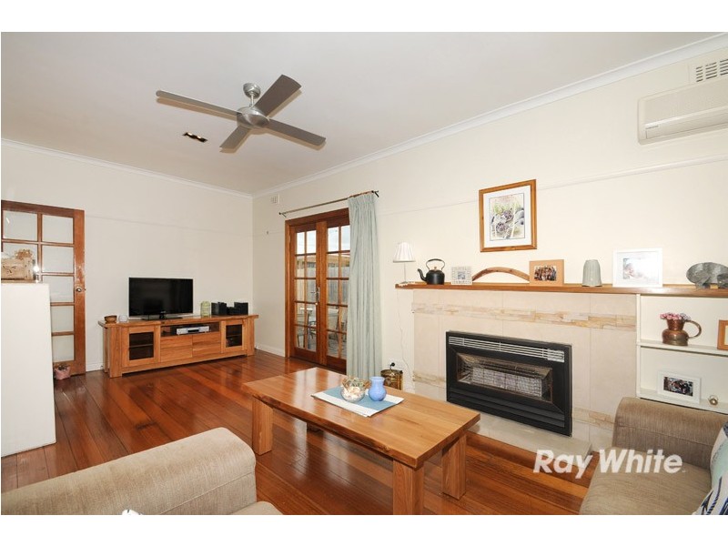 2 Silas Avenue, Frankston VIC 3199