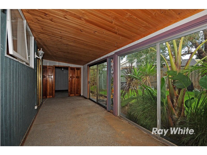 11 Paisley Drive, Frankston VIC 3199