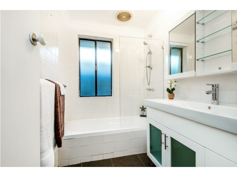 11 Benanee Drive, Frankston VIC 3199