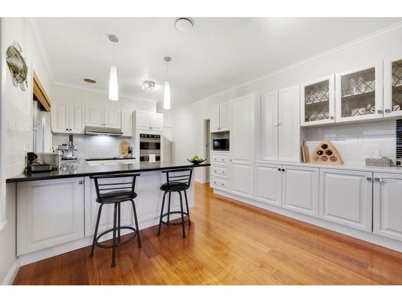 43 Kenilworth Avenue, Frankston VIC 3199