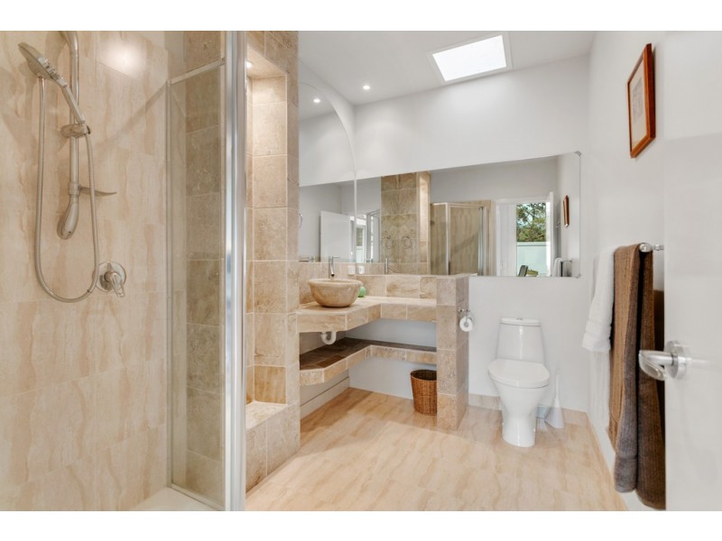 8/32-34 Pine Hill Drive, Frankston VIC 3199