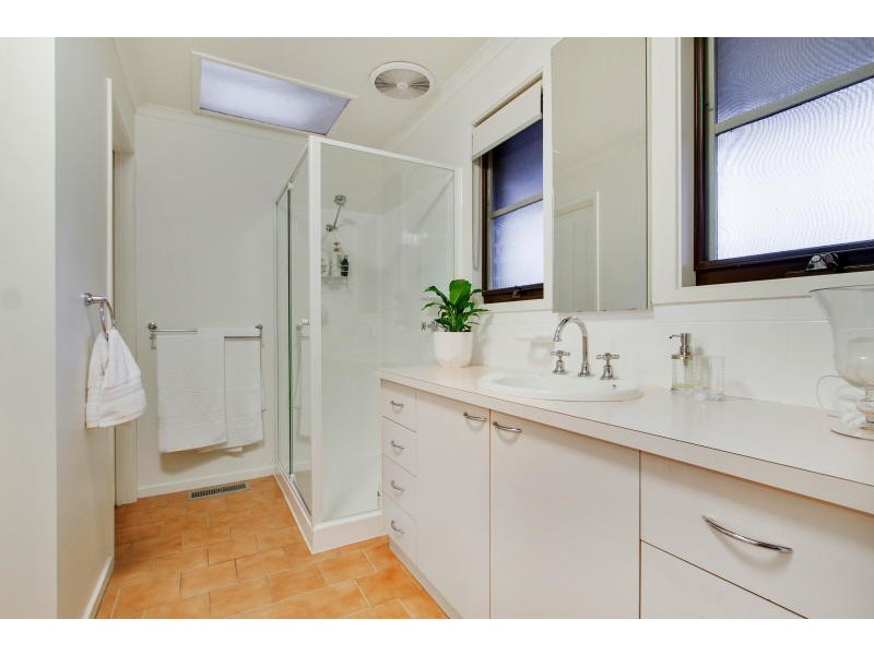 4 Romme Close, Frankston VIC 3199