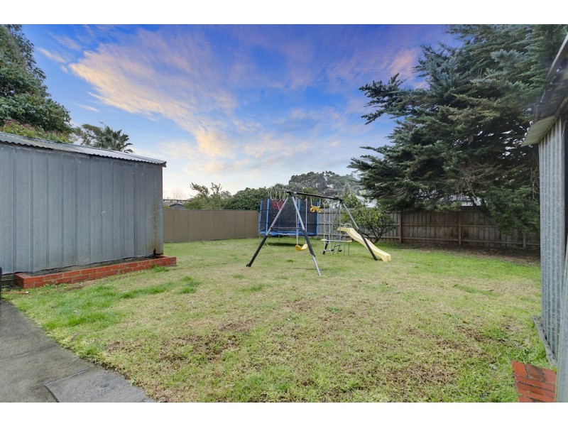 61 Rosemary Crescent, Frankston North VIC 3200