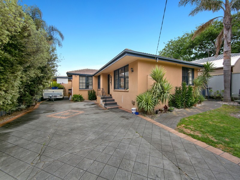 15 Verner Avenue, Frankston VIC 3199