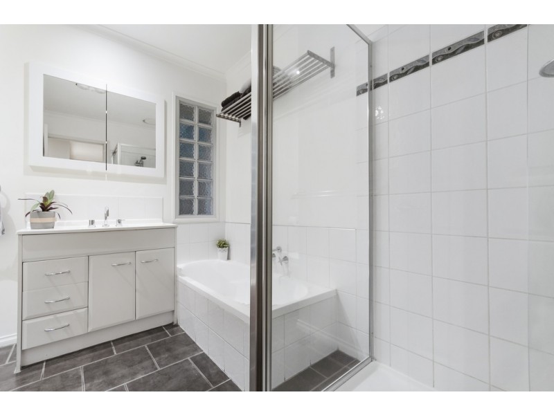 50 Towerhill Road, Frankston VIC 3199