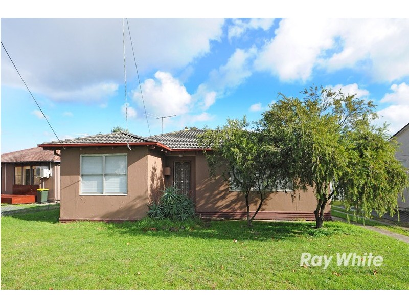 52 Nodding Avenue, Frankston North VIC 3200