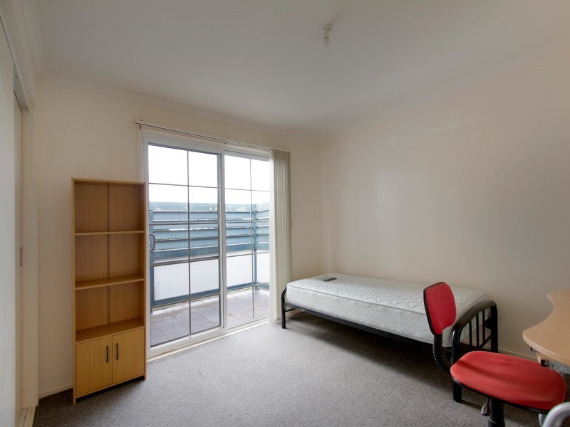 8/64 Lardner Road, Frankston VIC 3199