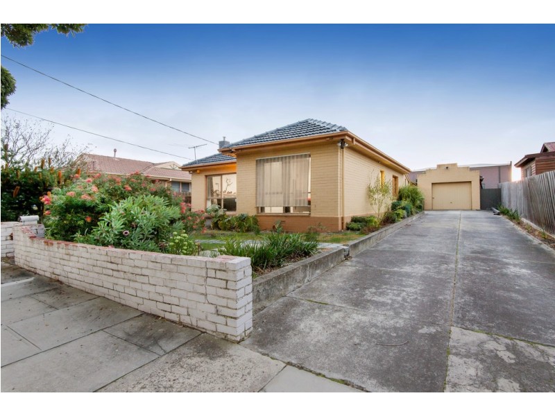 15 Addicott Street, Frankston VIC 3199