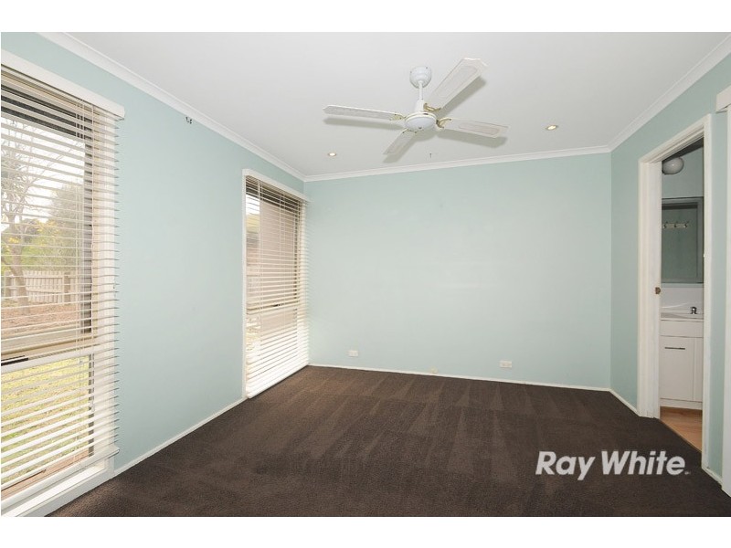 27 Balmerino Square, Frankston VIC 3199