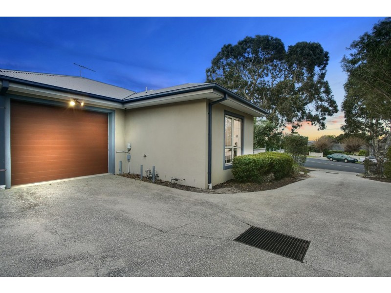 1/70 McComb Boulevard, Frankston South VIC 3199