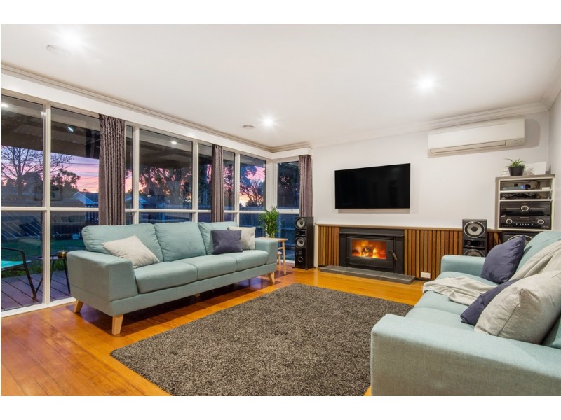 4 Regent Court, Frankston VIC 3199