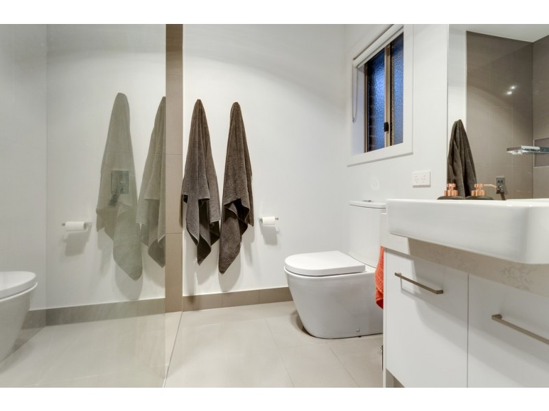 2/123 Franciscan Avenue, Frankston VIC 3199