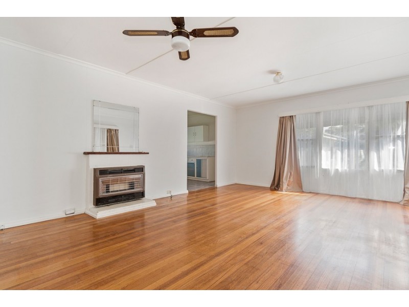 8 Longleaf Street, Frankston North VIC 3200