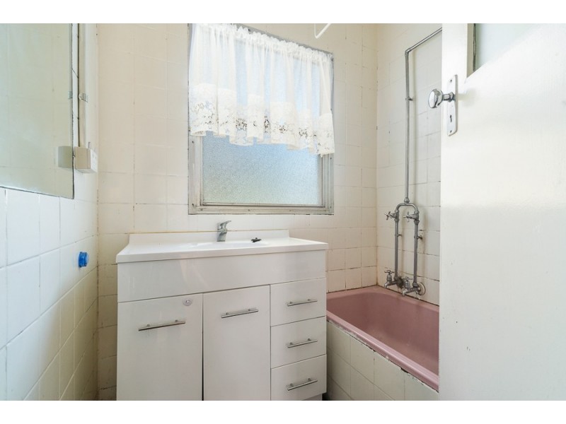 8 Longleaf Street, Frankston North VIC 3200