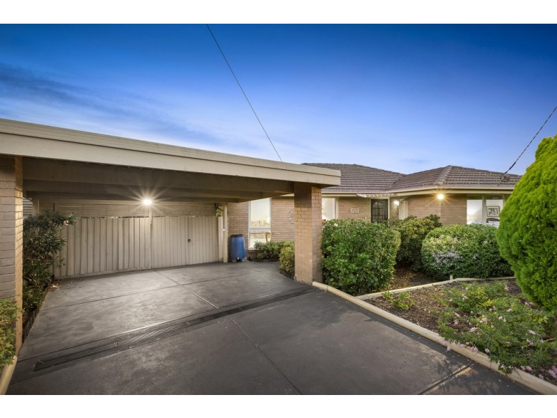14 Lerwick Court, Frankston VIC 3199