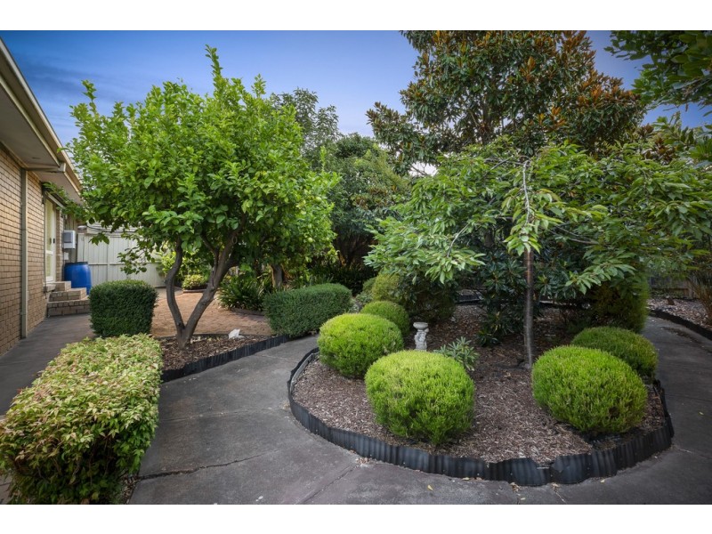 14 Lerwick Court, Frankston VIC 3199