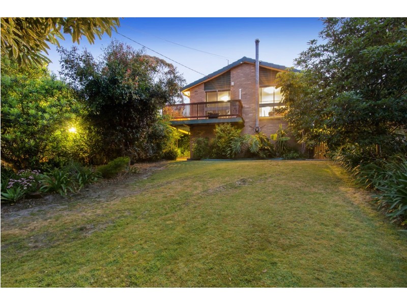 9 Barwon Avenue, Frankston VIC 3199