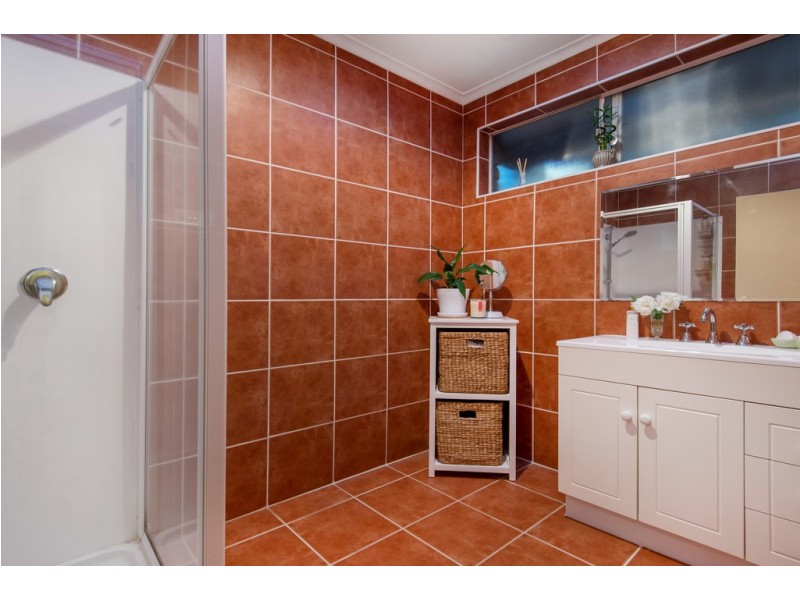 9 Barwon Avenue, Frankston VIC 3199