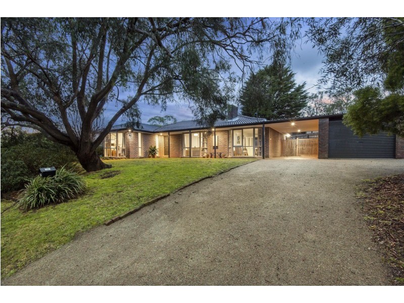 25 Summerhill Crescent, Mount Eliza VIC 3930