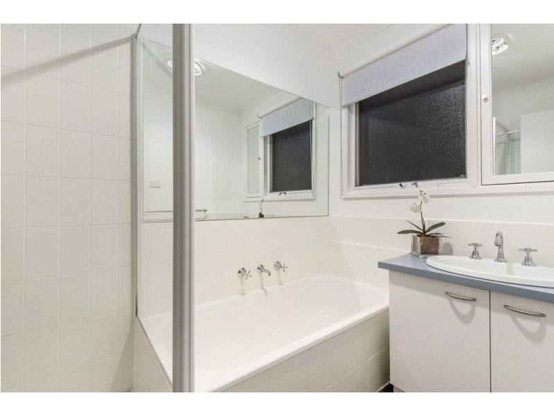 25 Summerhill Crescent, Mount Eliza VIC 3930