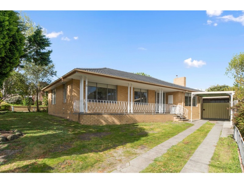 6 Carmel Court, Frankston VIC 3199