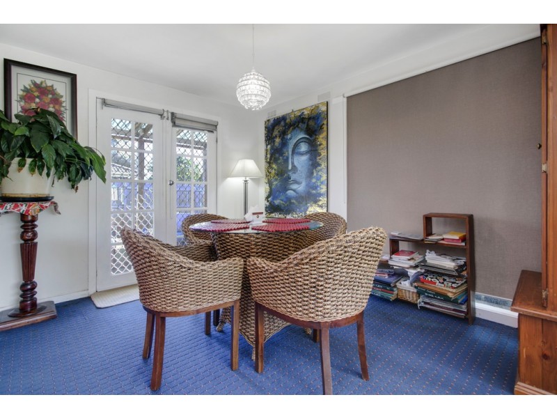 2/22 Robinia Street, Frankston VIC 3199