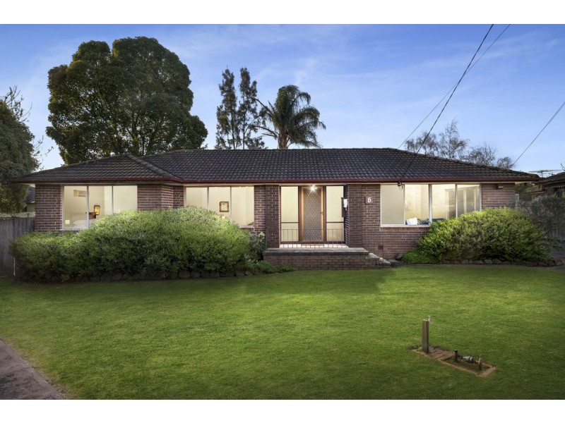 6 Lomar Court, Frankston VIC 3199