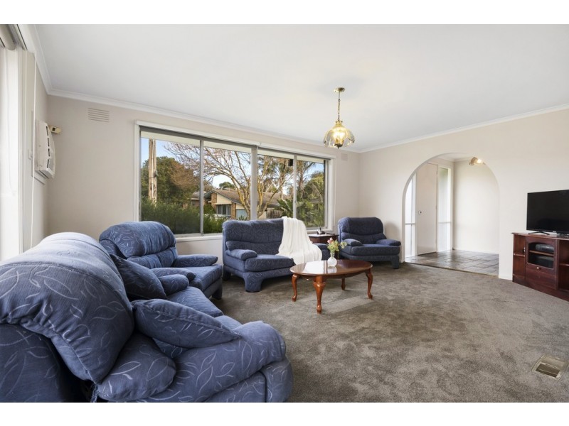 6 Lomar Court, Frankston VIC 3199