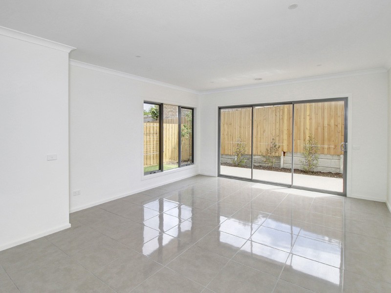 8 Abelia Avenue, Frankston VIC 3199