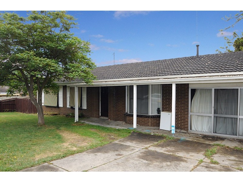 9 Cliveden Avenue, Frankston VIC 3199