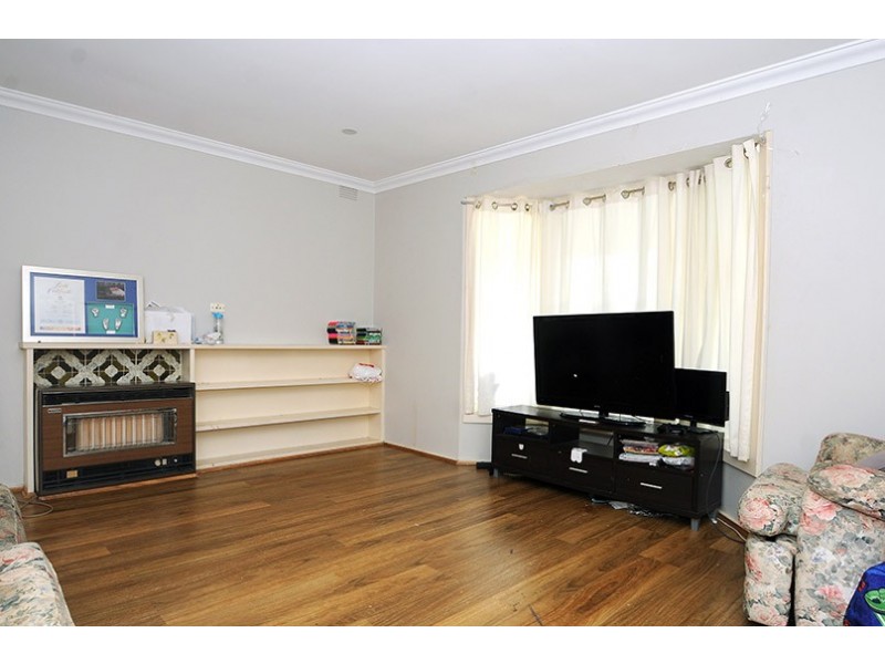 9 Cliveden Avenue, Frankston VIC 3199