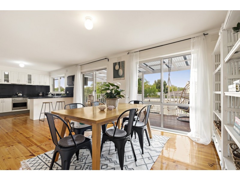 5 Corowa Place, Frankston VIC 3199