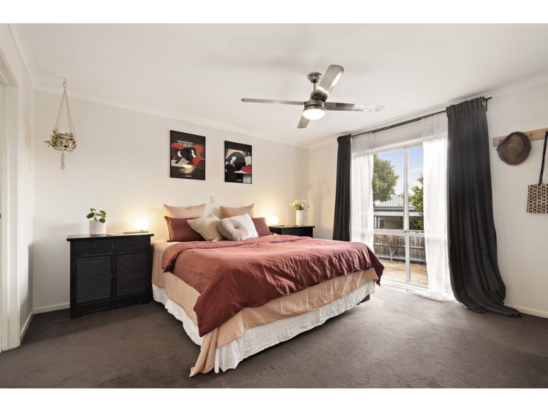 5 Corowa Place, Frankston VIC 3199