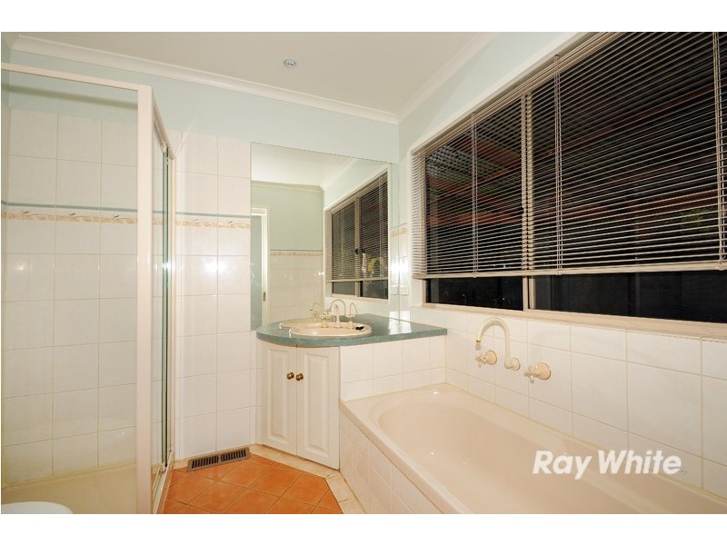 44 Kenilworth Avenue, Frankston VIC 3199