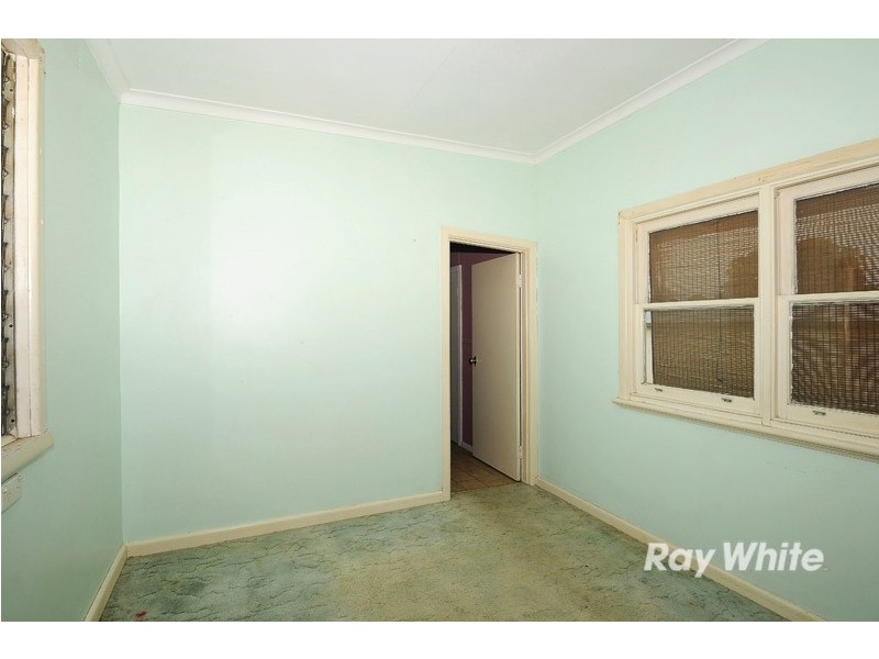 24 Leonard Street, Frankston VIC 3199