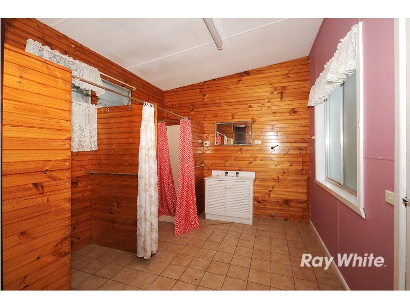 24 Leonard Street, Frankston VIC 3199